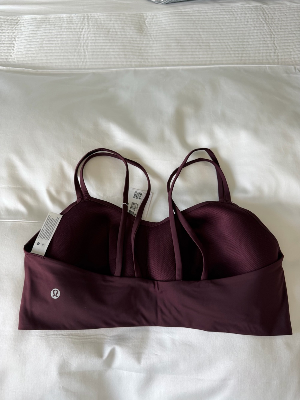 NWT Lululemon Athletica sports bra. Like A Cloud. B/C cup. Sz 12. Brand new! - Picture 6 of 16